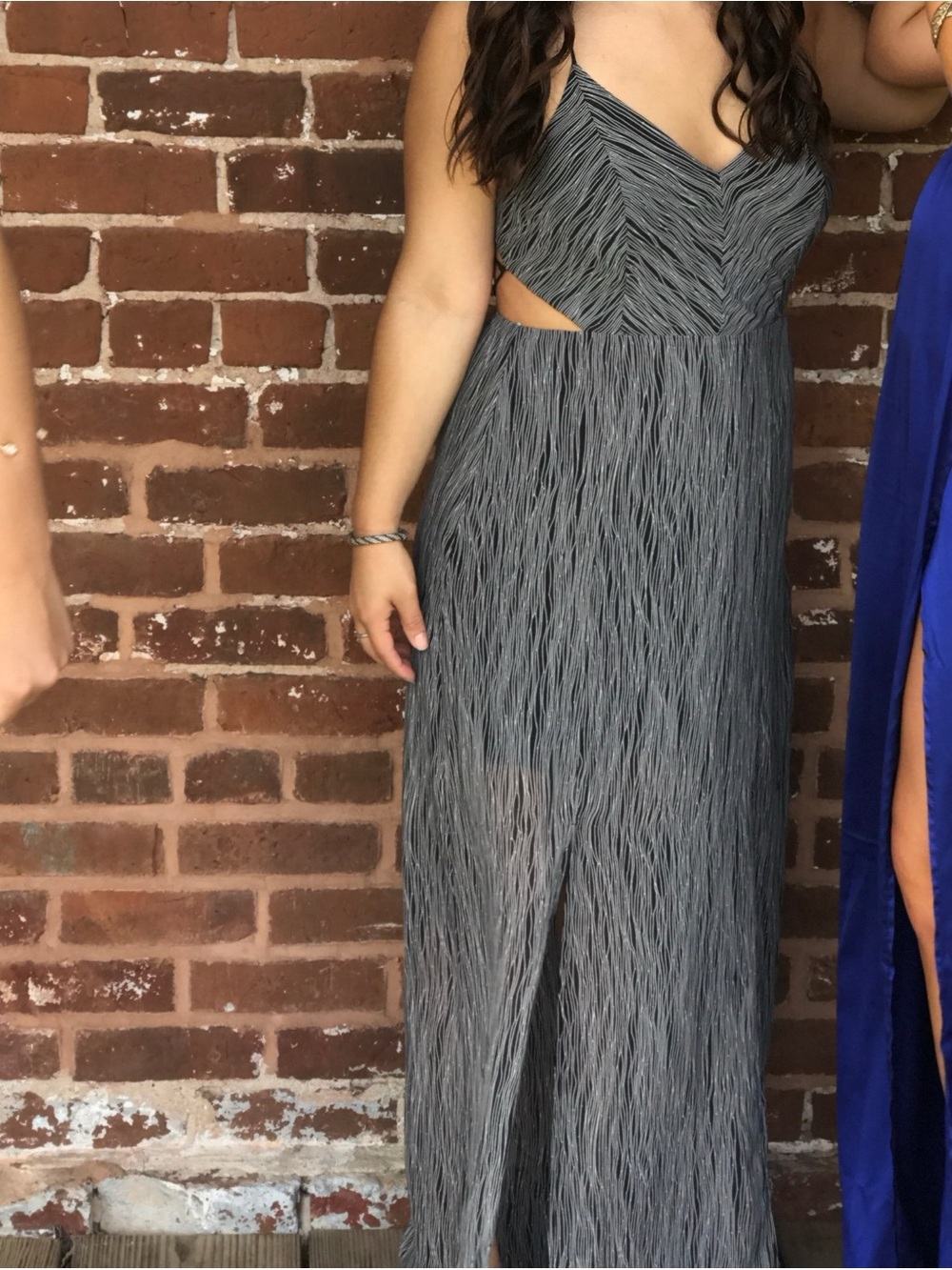 Forever 21 Black and Gray V-Neck Spaghetti Strap Maxi Dress